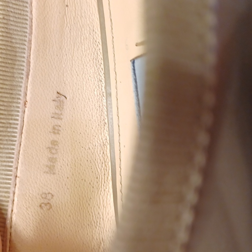 PRADA flats - Picture 14 of 16